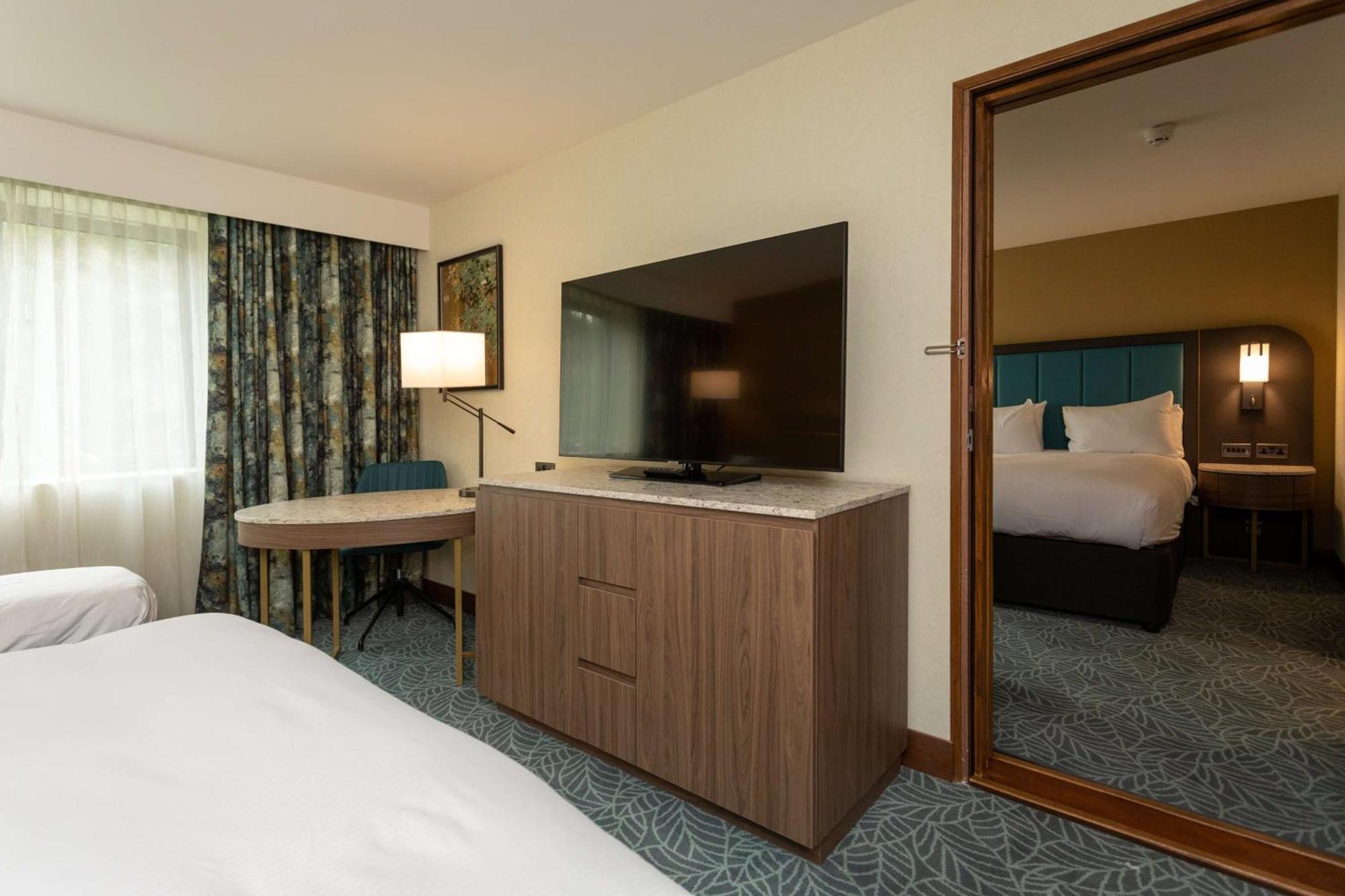 Doubletree By Hilton Hotel Nottingham - Gateway Bagian luar foto