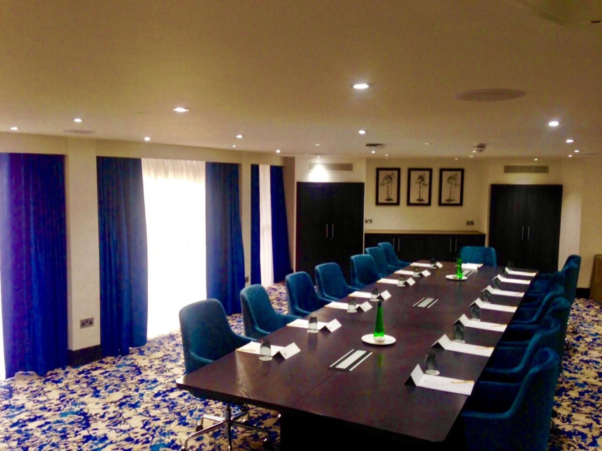 Doubletree By Hilton Hotel Nottingham - Gateway Bagian luar foto